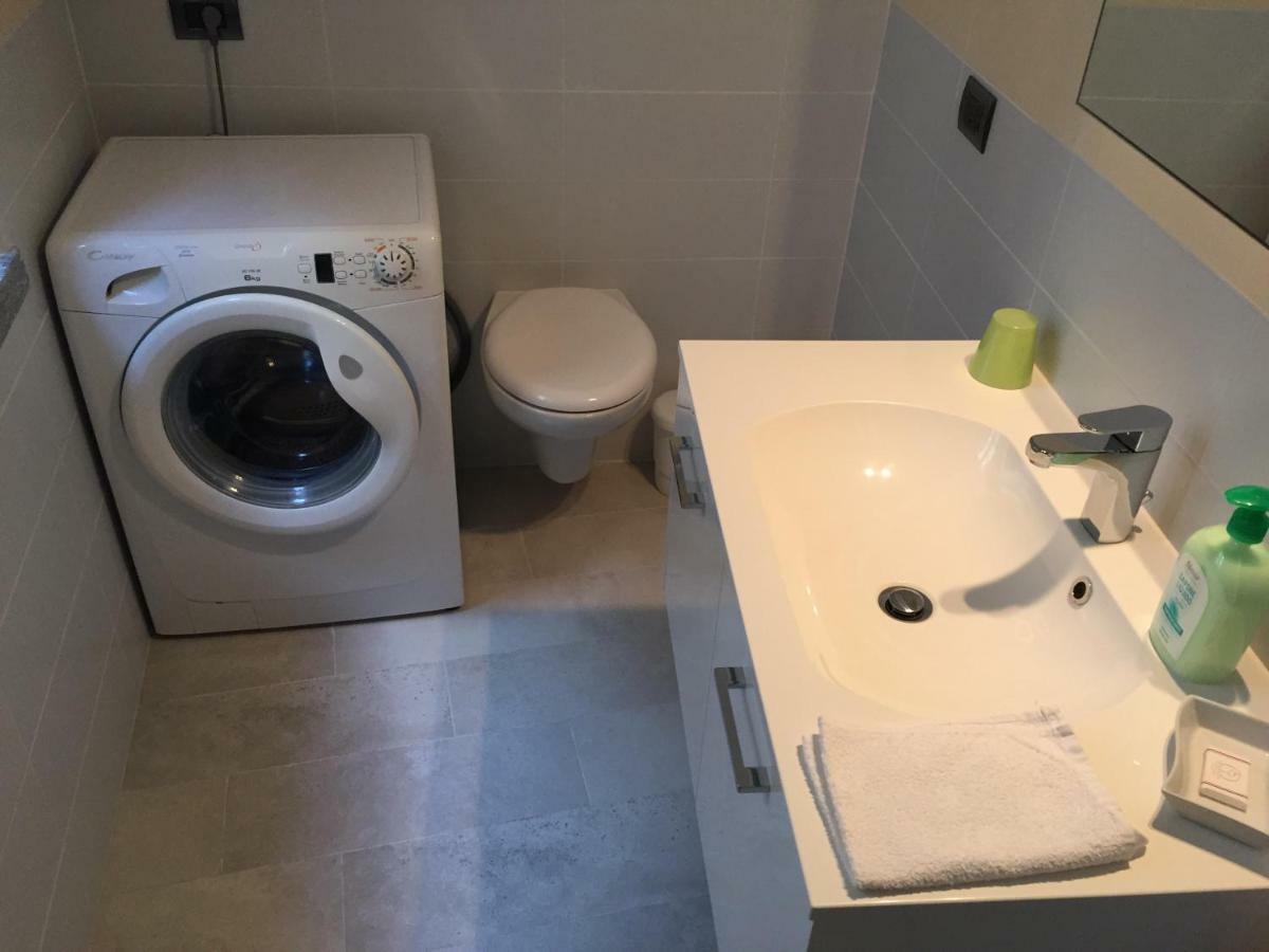 Appartamento Casa Stefania Mandello del Lario Esterno foto
